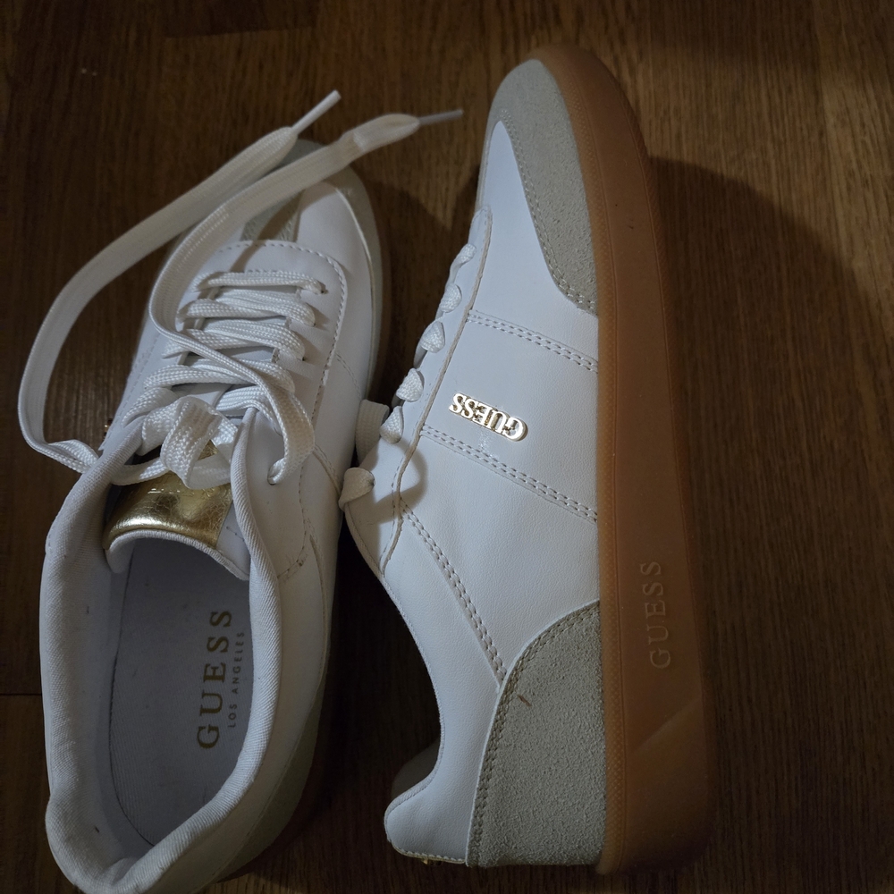 GUESS White and Tan Womens Sneakers